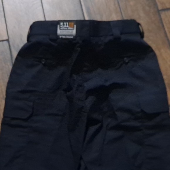 3 pairs of 5.11 Tactical Series BDU style pants dark navy blue size 36 waist - Picture 5 of 8